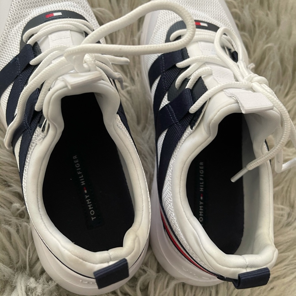Shoes - Picture 8 of 11